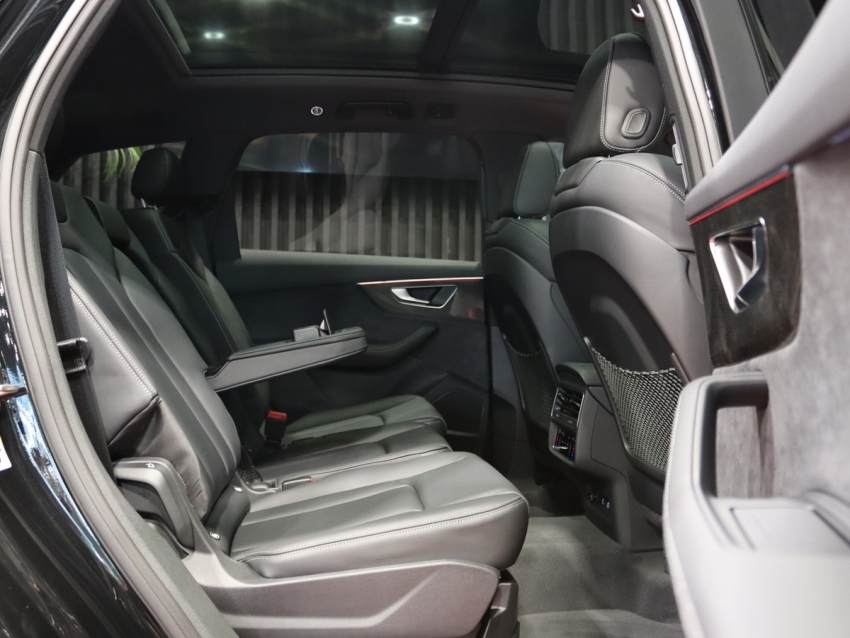 2023 Audi Q7 50 TDI Quattro S Line