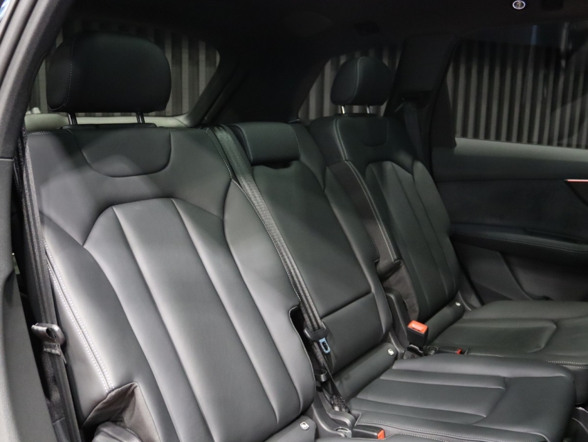 2023 Audi Q7 50 TDI Quattro S Line