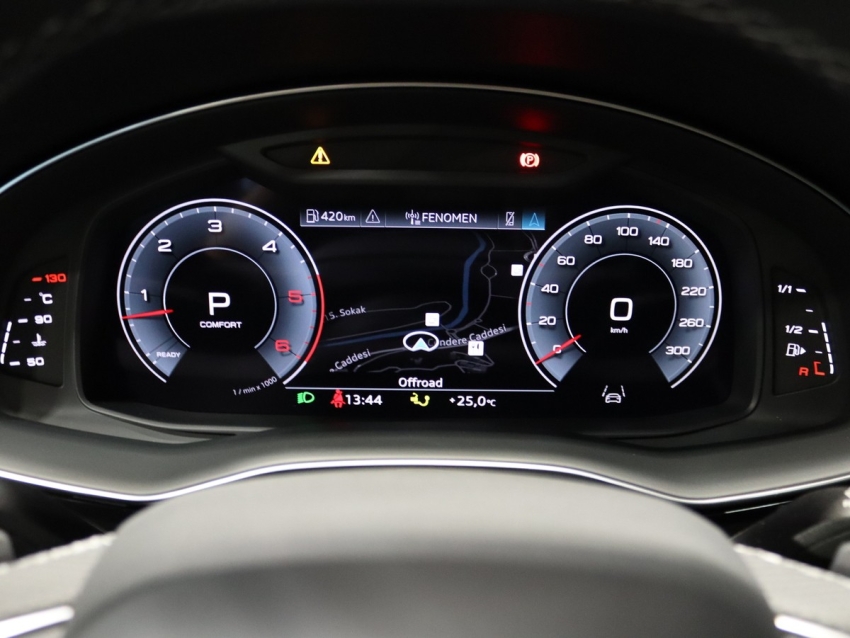 2023 Audi Q7 50 TDI Quattro S Line