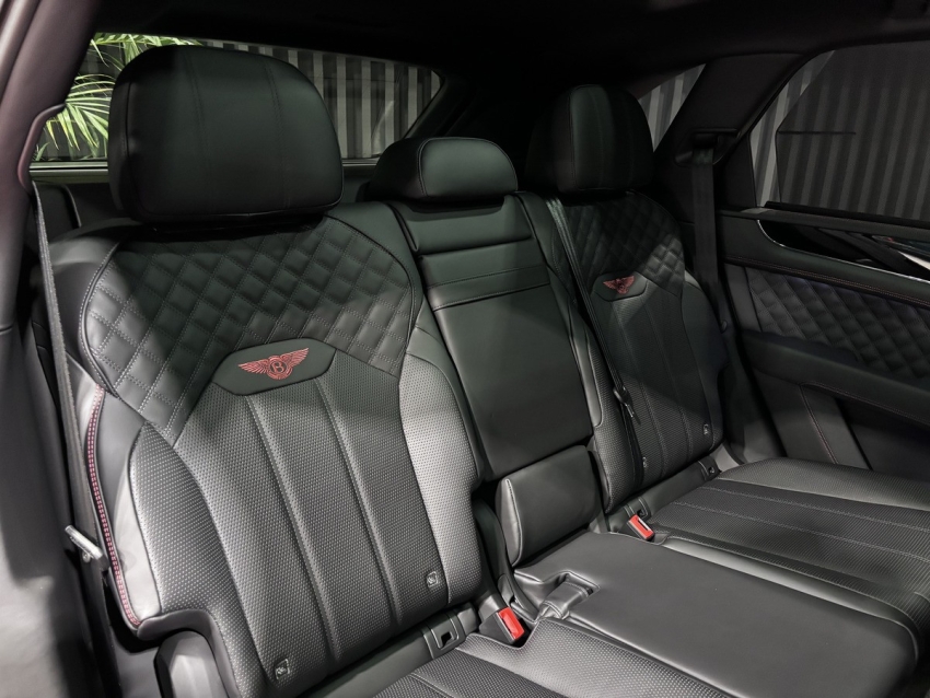 2023 Bentayga S 4.0 V8