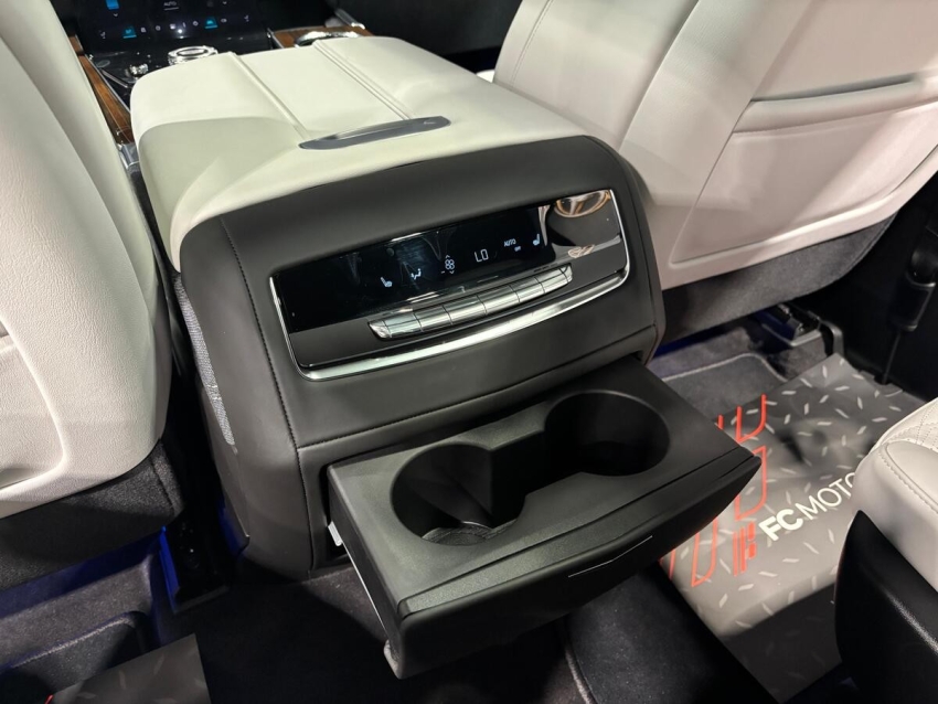 2025 Cadillac Escalade 6.2 V8