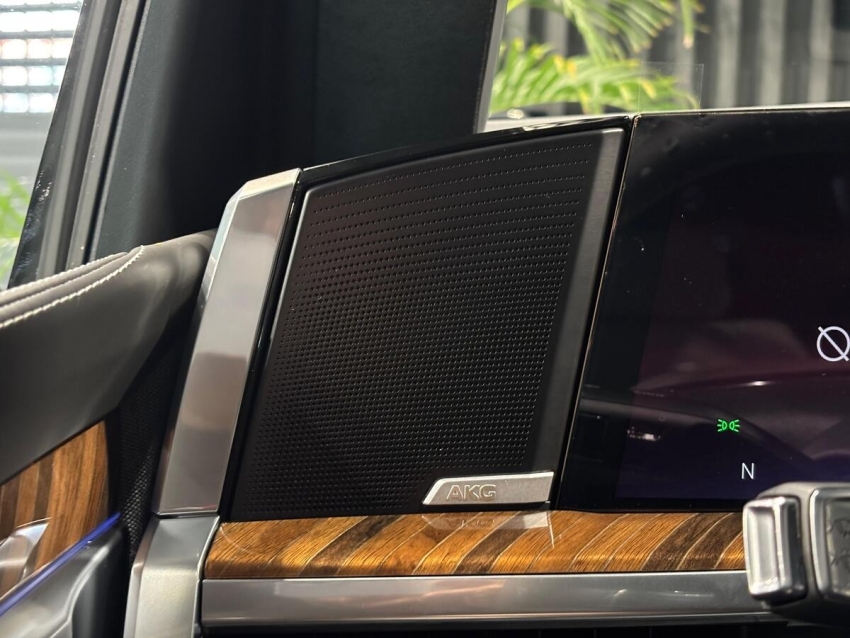 2025 Cadillac Escalade 6.2 V8