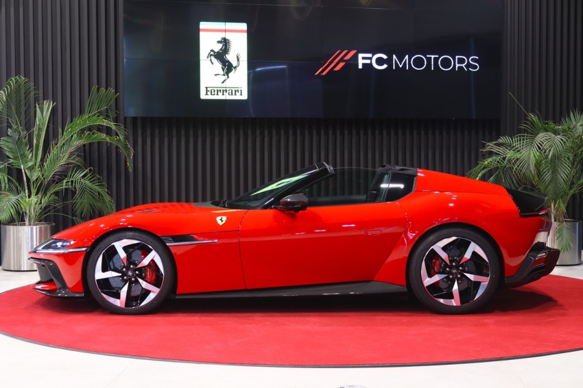 2026 Ferrari 12Cilindri 6.5 V12 Spider