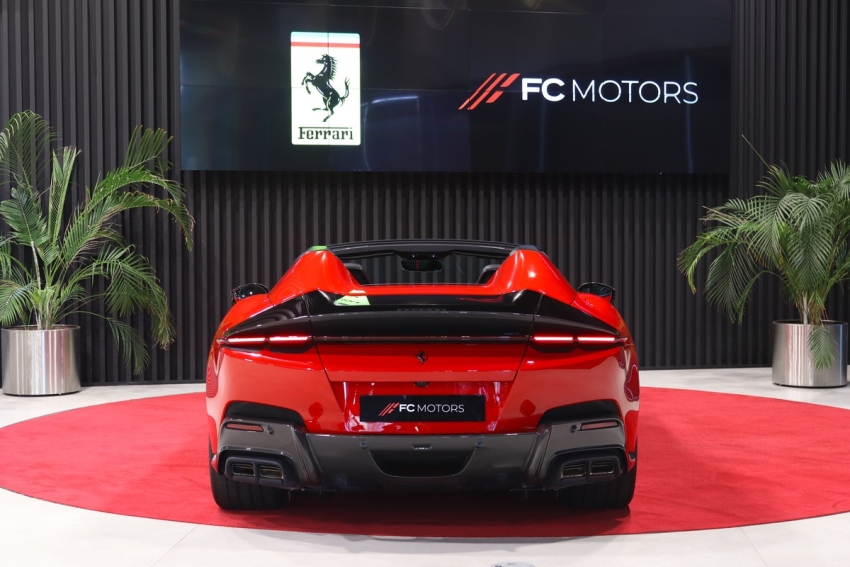 2026 Ferrari 12Cilindri 6.5 V12 Spider