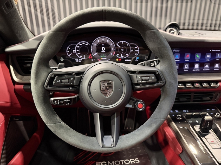 2026 Porsche 911 Turbo S