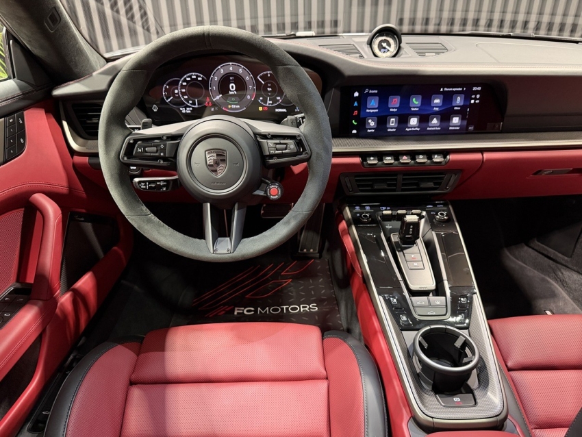 2026 Porsche 911 Turbo S