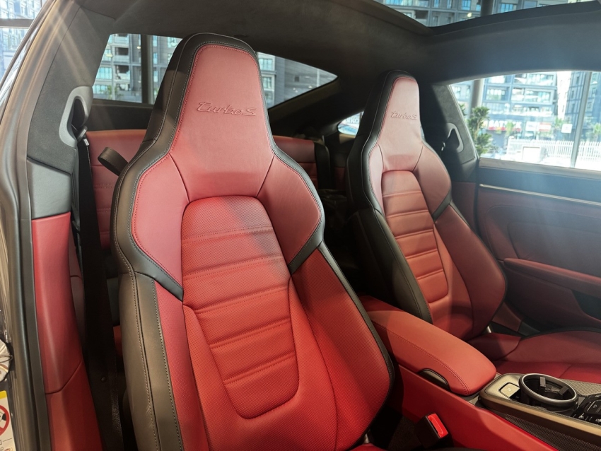 2026 Porsche 911 Turbo S