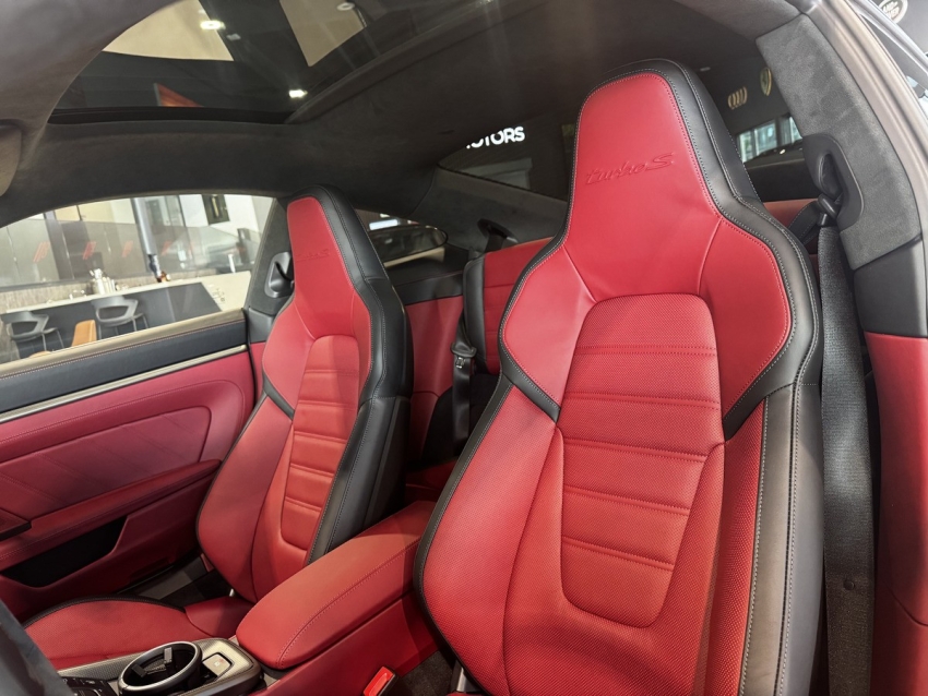 2026 Porsche 911 Turbo S