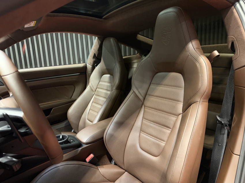 2026 Porsche 911 Carrera 4 GTS Coupe