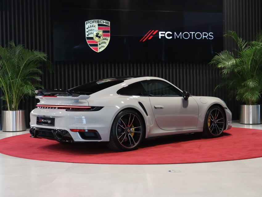 2023 Porsche 911 Turbo S